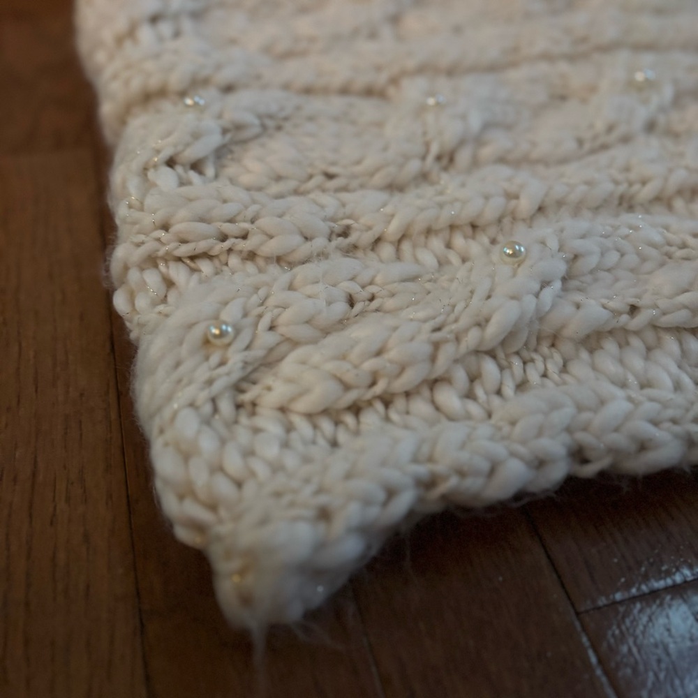 Betsey Johnson Cozy Knit Chunky Infinity Scarf with Pearl Details - Picture 4 of 5